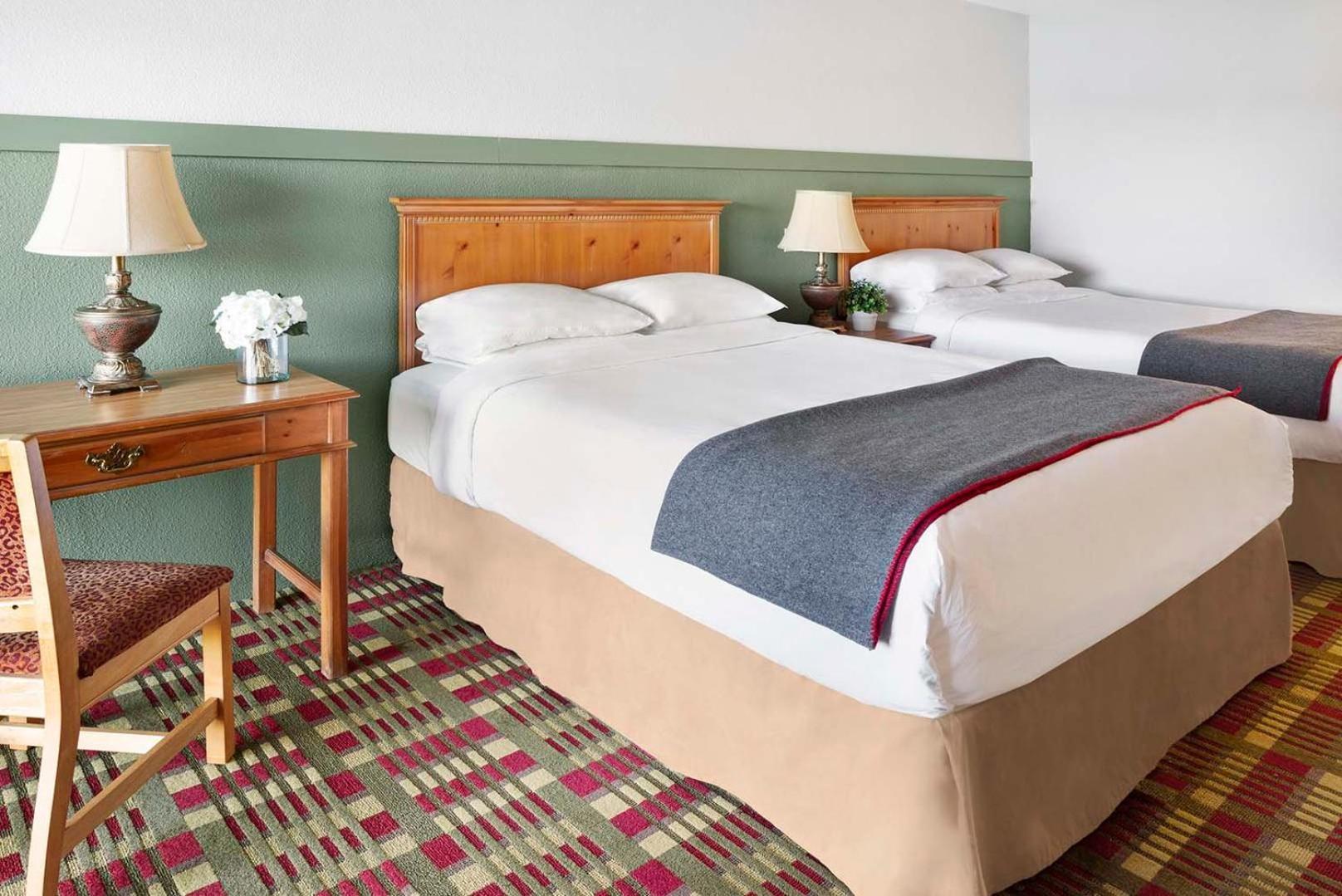 Ocean Gate Resort Southport Esterno foto